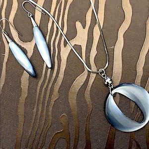 Gorgeous blue resin stone looking necklace and earring matching set